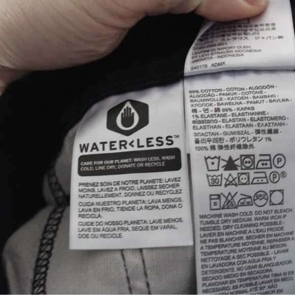 Levi 512s black men’s size 32x34 - Picture 2 of 4